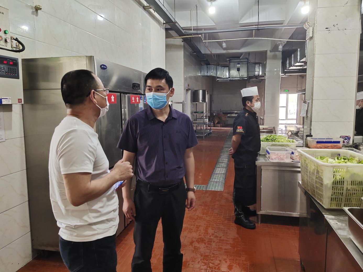 強(qiáng)化服務(wù)、紓困解難——國(guó)資運(yùn)營(yíng)公司開(kāi)展九龍園區(qū)企業(yè)走訪(fǎng)