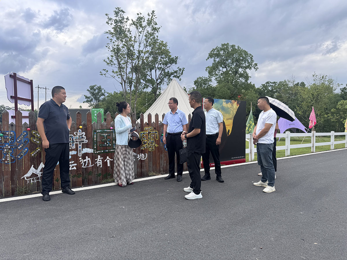 文化為魂，生態(tài)為基——傍霞村鄉(xiāng)村振興特色模式探討